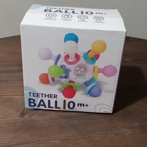 BABY TEETHING BALL/RATTLE PINK&WHITE NEW